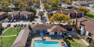 Pine Oaks Gallery 22