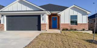 Beautiful home in Rosewood Subdivision Gallery 1