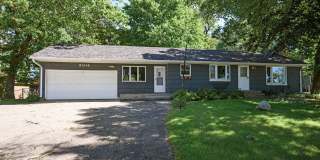 Gorgeous Shoreview House 3BR/1 Bath  Available Early May! Gallery 1