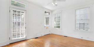 2 BED | 1 BATH | STARLAND DISTRICT Gallery 11