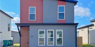 Now Leasing - Featherston Village - Modern Living - LEASING SPECIAL! Gallery 1