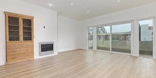 11925 Mayfield Avenue Gallery 6