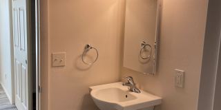 2545 E Spring St Unit 3 Gallery 19