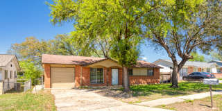 5231 Silvertip Dr Gallery 2