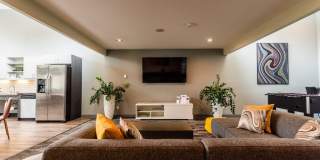 The Lucent Gallery 12