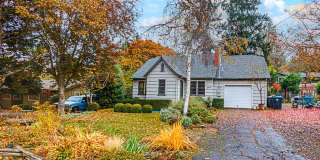 Charming three bedroom, two bath home with a Garage Gallery 1
