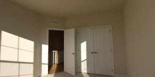 22383 ROANOKE RISE Terrace Gallery 34