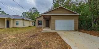 709 Robinson Avenue E Gallery 1