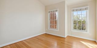 1813 DAWSON Street Gallery 15