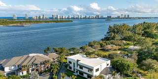 706 Lakeside Circle Gallery 1