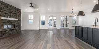 5996 N Fairview Drive Gallery 1