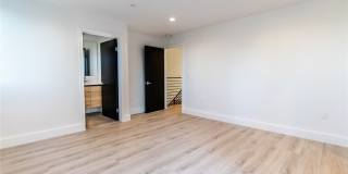 5022 Pickford Street Gallery 25