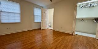 3328 Robert St Gallery 7