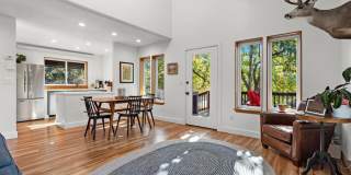 Great CDA Location! Gallery 19