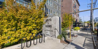 Smith & Burns Gallery 29