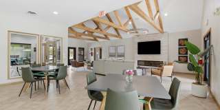 Deer Valley Apartments Gallery 10