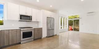 3 Bedroom Modern Industrial Townhome with City Views & Rooftop Oasis Gallery 7