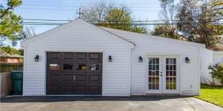 3 BR / 2 BA Sunny renovated Cape Cod within walking distance to Bryan Park Gallery 4