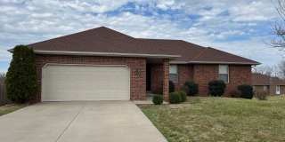 PRE-LEASING - Great Republic Home! Gallery 1