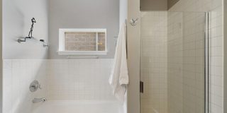 2042 W Warren Boulevard Gallery 19