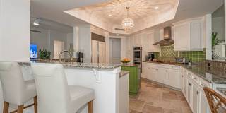 Beautiful Condo Gallery 17