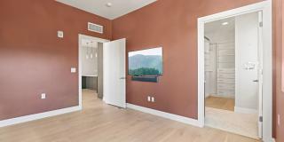 Beautiful 2 Bedroom 2 Bath Condo in the Heart of Rino District! Gallery 17