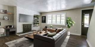 Available July- 3 Bedroom Home w/ Deck  Central a/c ! Gallery 1