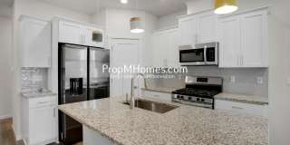 Modern Three Bedroom Home in SW Portland! Gallery 1