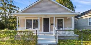 2 Bedroom Home Close to Downtown Wilmington Amenities Gallery 1