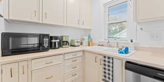 1612 East 29th Street Gallery 12