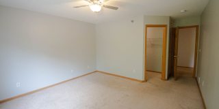 Rare 3 bedroom end unit Boulder Ridge townhome! Gallery 15