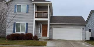 Lovely 3 bedroom 2 bath Post Falls Home! Gallery 1