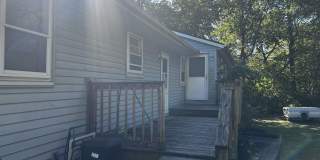 126 AMSLER Street unit: B Gallery 1