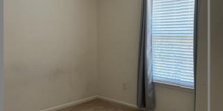 1606 TRESTLE Street Gallery 19