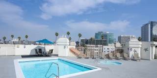 Vibrant Koreatown Living with Rooftop Pool & Spa - 620 S. Gramercy Place Gallery 11