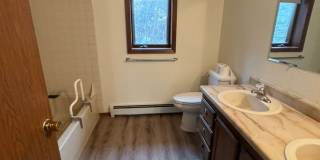 5 Bedroom, 3 Bathroom, 2 Car Garage in North Pole - FUEL INCLUDED! Gallery 6