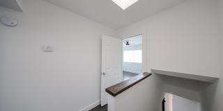 812 W 14TH Street Gallery 25