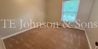 Spacious One Level Home with Den, Granite Kitchen Island, and 2 Car Carport Gallery 28