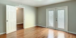 Charming Three bedroom one bath with huge backyard Gallery 18