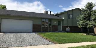 MOVE IN SPECIAL! Cozy 5 bedroom 2 bath Home - Erie Gallery 1