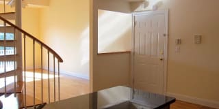 Mariners Landing Gallery 17