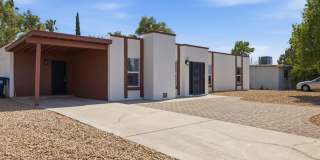 Concept Living with Large Enclosed Backyard & Modern Upgrades! Concept Living with Large Enclosed Backyard & Modern Upgrades! Gallery 3