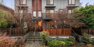 3841 Woodland Park Ave N Gallery 1