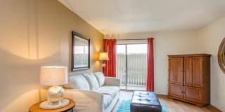 8833 Cinnamon Creek Dr Gallery 1
