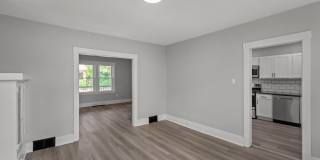 Stunning 3 bedroom home in Carrick available August 15! Gallery 16