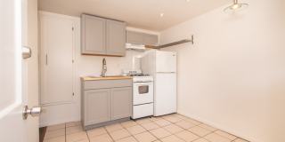Charming Cottage Style Studio With Fenced in Yard in the Pocket of North Park + South Park Gallery 2