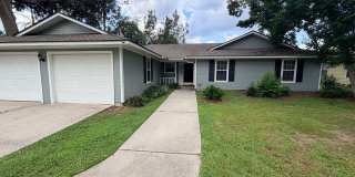 Spacious 3BR/2BA Home with 2-Car Garage in Valdosta City Limits! Gallery 1