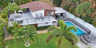 311 SE 3rd Avenue Gallery 6