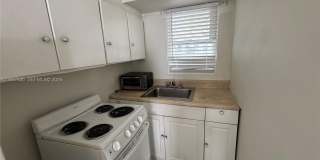 921 N 17th Ct Gallery 8