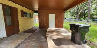 2831 NE 17 Drive Gallery 4